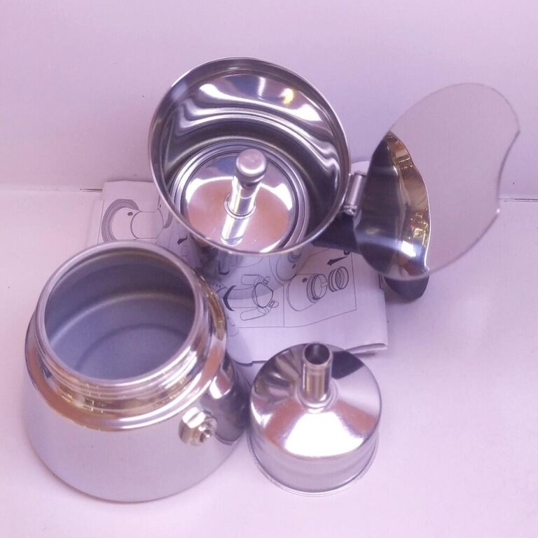KAWIARKA KLASYCZNA STALOWA BIALETTI VENUS 85ML NA 2 FILIŻANKI KAWY (4)