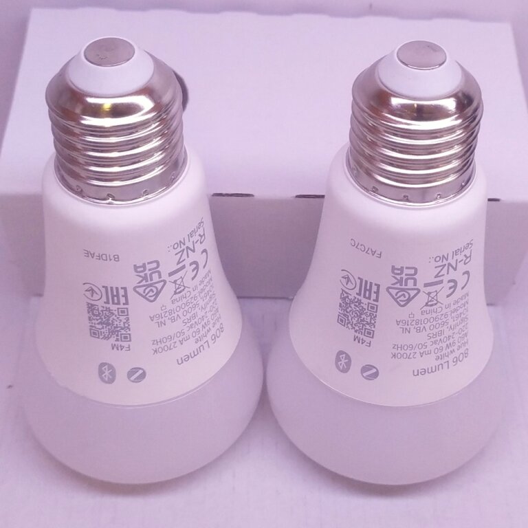 INTELIGENTNA ŻARÓWKA LED PHILIPS HUE E27 BLUETOOTH 806LM 2700K DWUPAK 2 SZT (5)