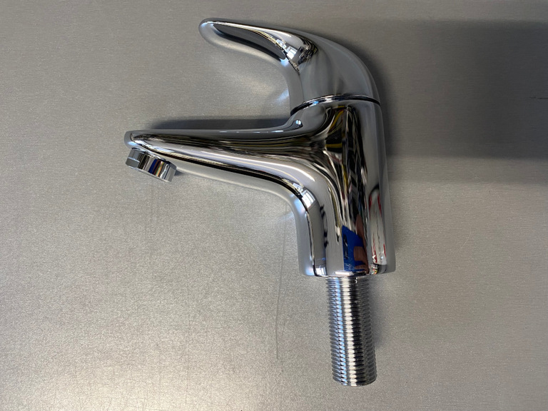 BATERIA UMYWALKOWA STOJĄCA GROHE SWIFT CHROM ZAWÓR SZTORCOWY 1/2